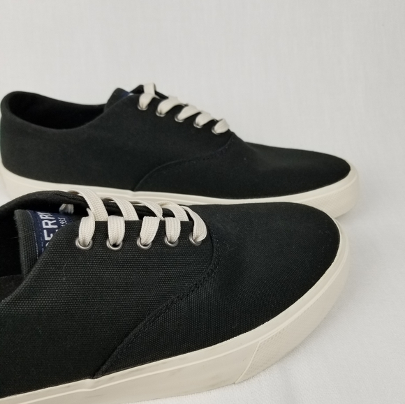 Sperry Canvas Low Top Sneakers - Picture 8 of 9